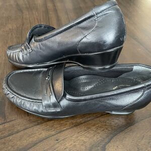 SAS Women’s Comfort‎ Shoes Sz 7 Tripad Slip On Penny Loafer Black Leather USA